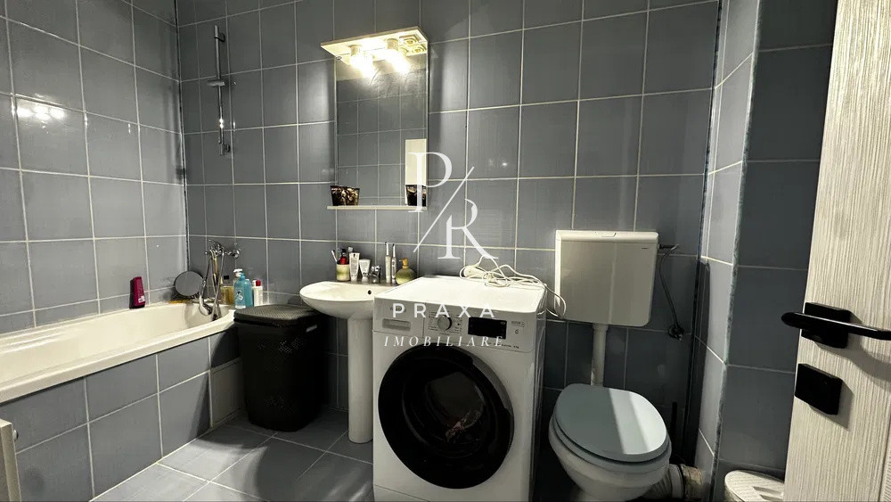 Apartament 2 camere,etaj 2, mobilat,parcare, zona centrala Floresti