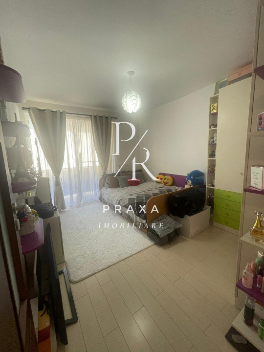 Apartamente de vanzare 3 camere si parcare!