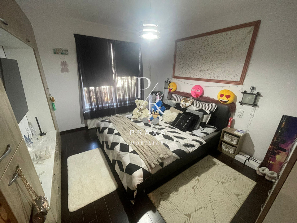 Apartamente de vanzare 3 camere si parcare!