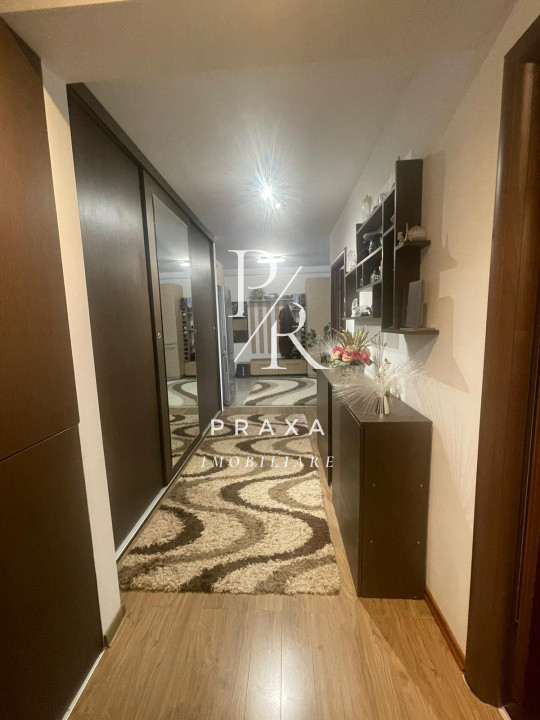 Apartamente de vanzare 3 camere si parcare!