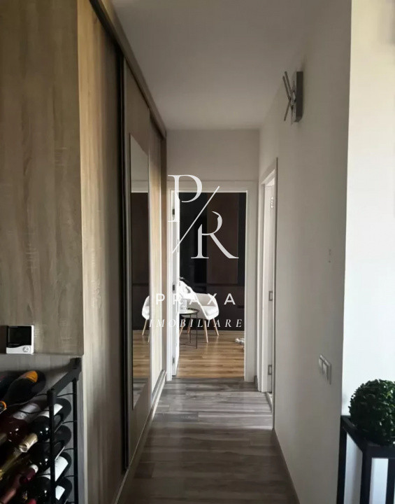 Apartament de vanzare, 3 camere,61 mp, balcon, parcare subterana LIFT, zona BMW!