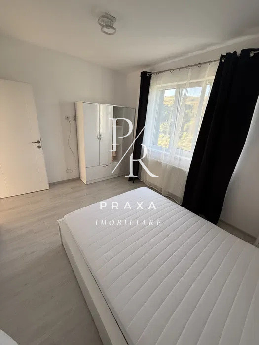 Apartament de 3 camere, 51 mp , parcare la cerere, zona strazii Tineretului 