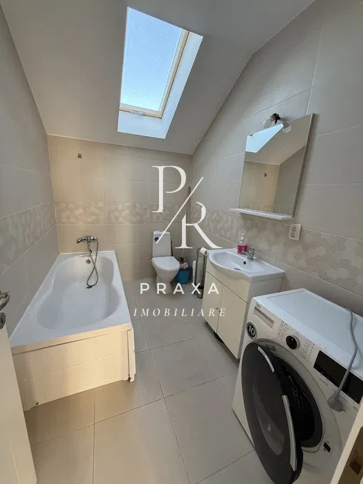 Apartament de 3 camere, 51 mp , parcare la cerere, zona strazii Tineretului 