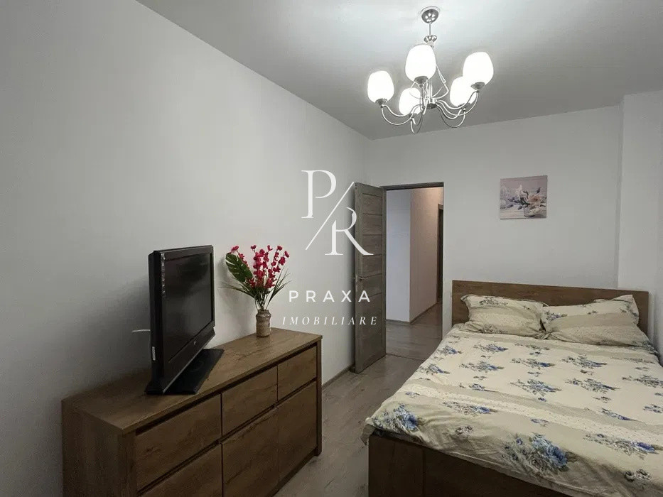 Apartament 3 camere, 61 mp, etaj 1, parcare, zona Terra!