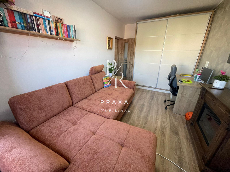 Apartament de vanzare 2 camere decomandat zona Florilor!