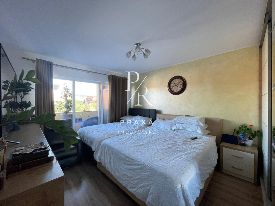 Apartament de vanzare 2 camere decomandat zona Florilor!