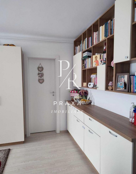 Apartament de vanzare 3 camere cu
