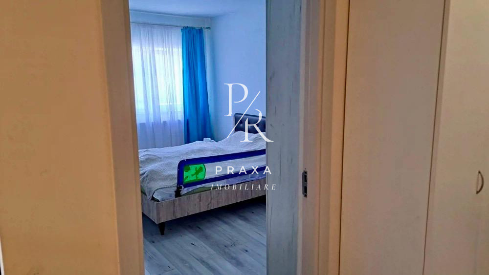 Apartament 2 camere 56 MP, etaj 2, parcare zona Cetatii