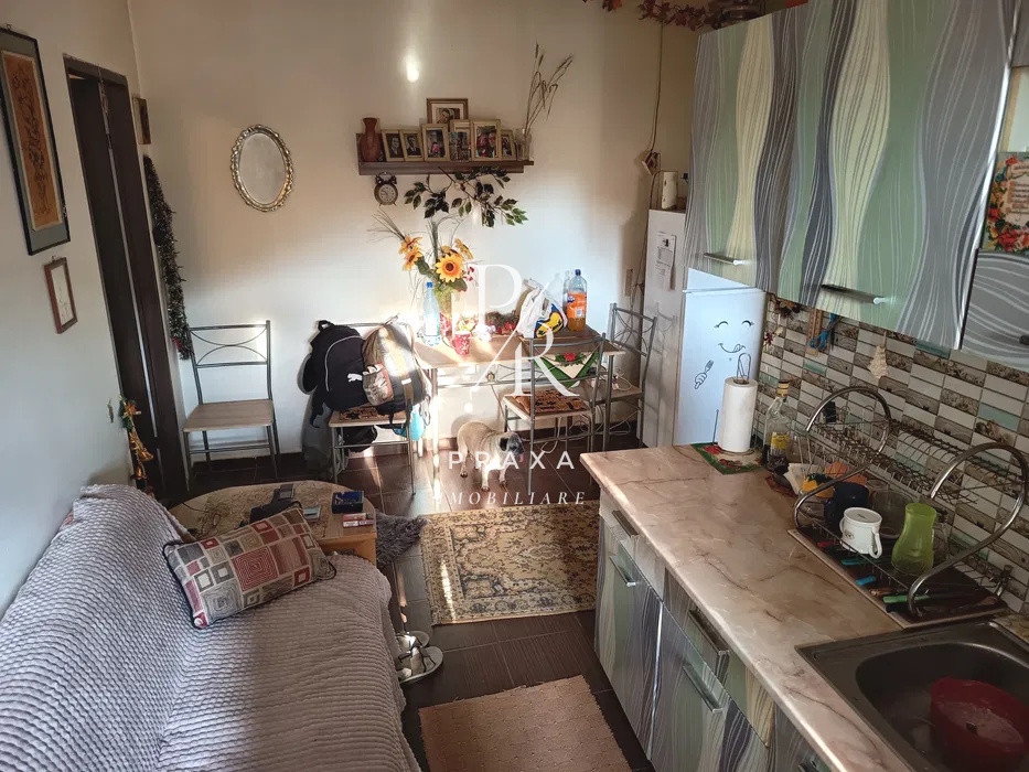 Apartament 2 camere 35 MP ,finisat, balcon, zona Porii