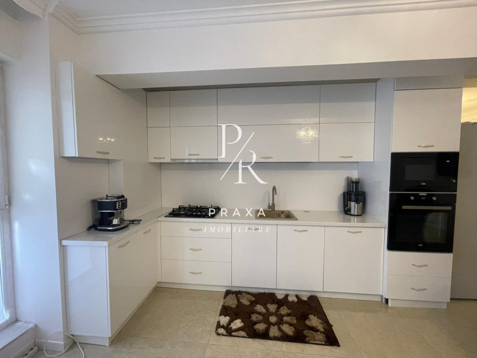 Apartament de vanzare 4 camere, parcare zona Eroilor!