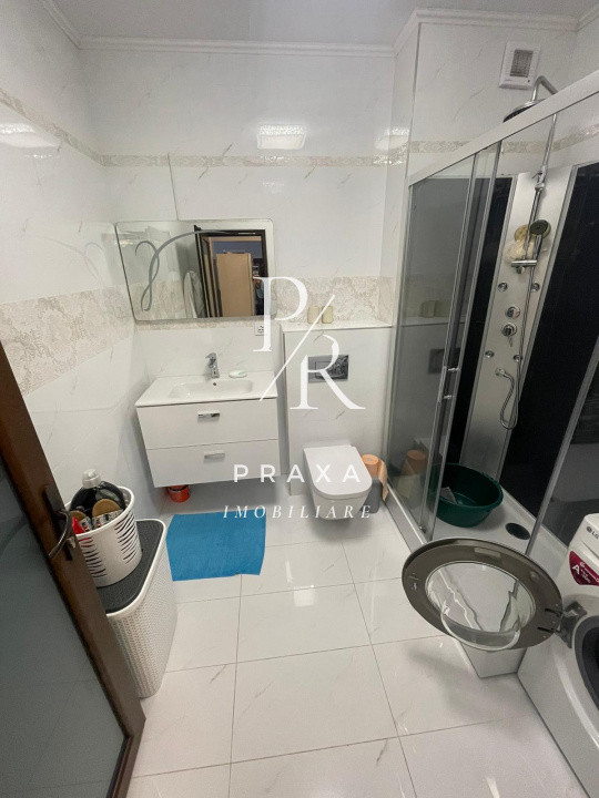 Apartament de vanzare 4 camere, parcare zona Eroilor!
