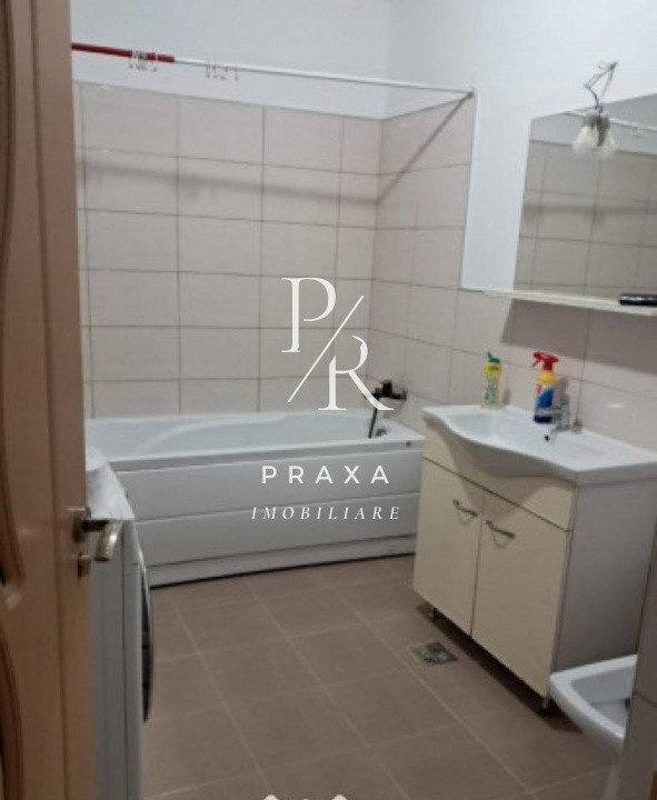 Apartament de inchiriat, 3 camere, parcare, complet mobiliat, strada Florilor!