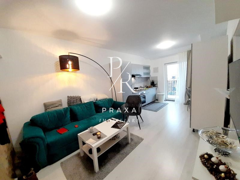 Apartament de inchiriere, 2 camere, mobilat modern, zona strada Eroilor!