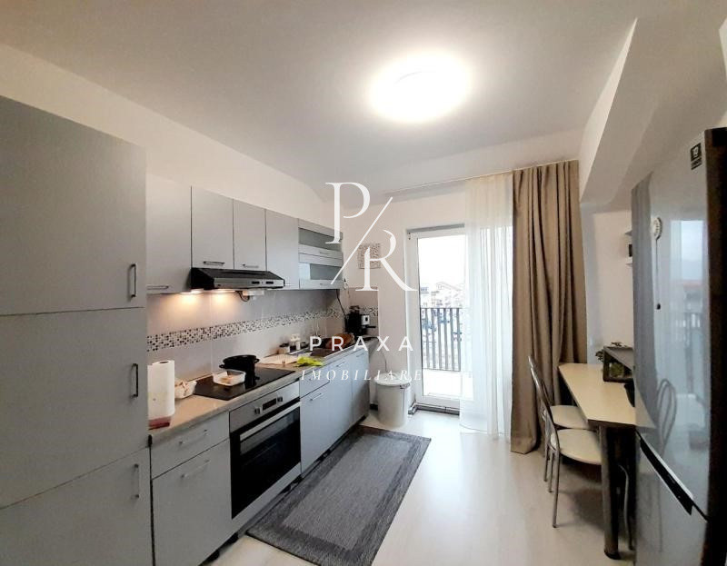 Apartament de inchiriere, 2 camere, mobilat modern, zona strada Eroilor!