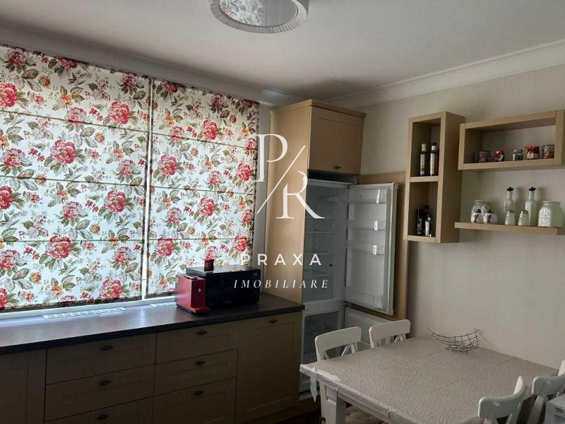 Apartament 3 camere , 65 mp , mobilat +parcare , Zona Avram Iancu Floresti!