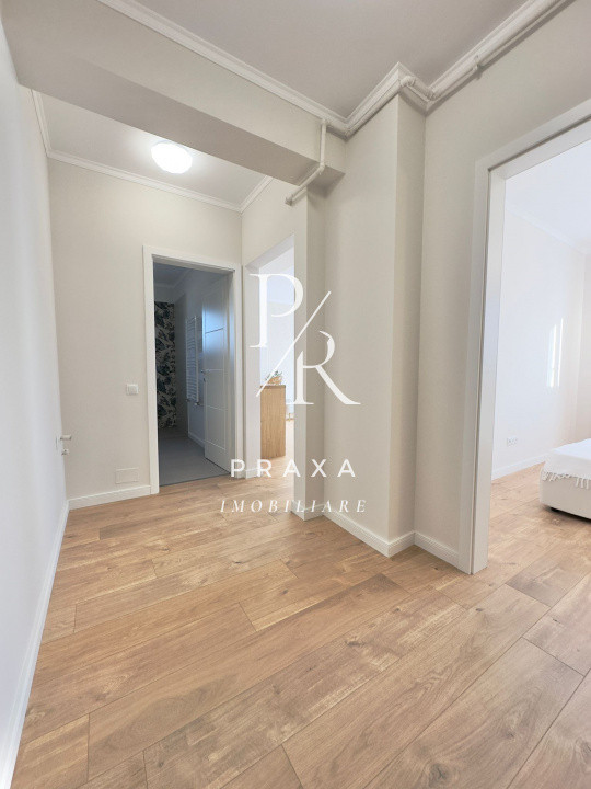 Apartament 3 camere, 38 mp, terasa 25 mp, parcare optionala, zona Terra!
