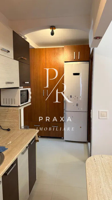 Apartament de vanzare 2 camere si parcare zona Panemar!