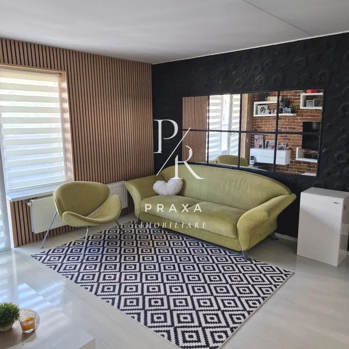 Apartament 3 camere tip penthouse +TERASA ,parcare zona Sub Cetate