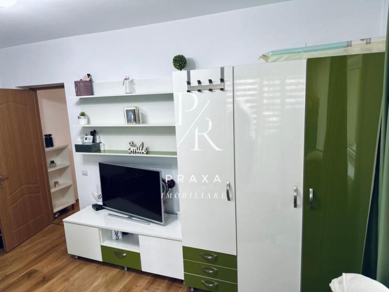 Apartament 2 camere decomandat, 61 mp+16mp balcoane ,mobilat+parcare , Floresti!