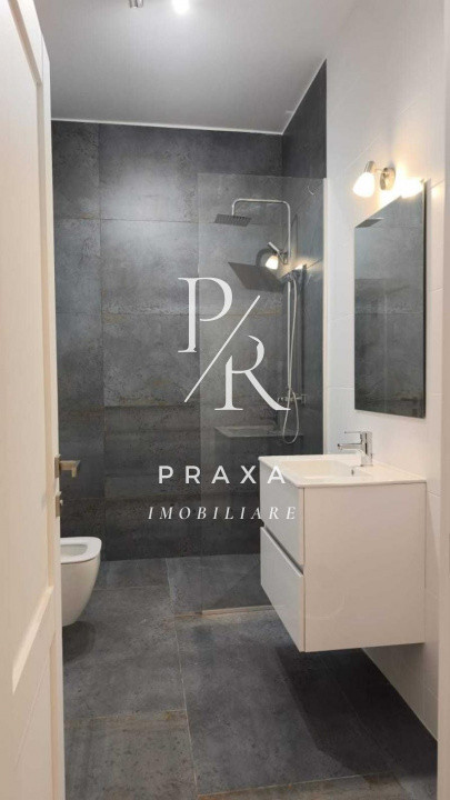 Apartament 2 camere ,50 mp+10mp terasa, mobilat+parcare ,zona Cetatii Floresti !
