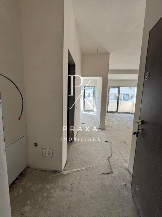 Apartament 2 camere, 45mp, semifinisat,  parcare la cerere, zona Eroilor!