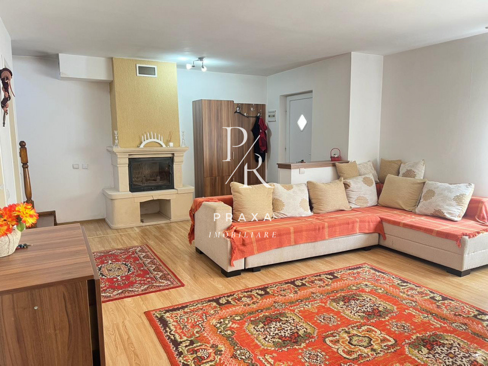 Duplex de inchiriat, 4 camere, 120 mp, teren 250 mp , 4 parcari,  Sub Cetate!