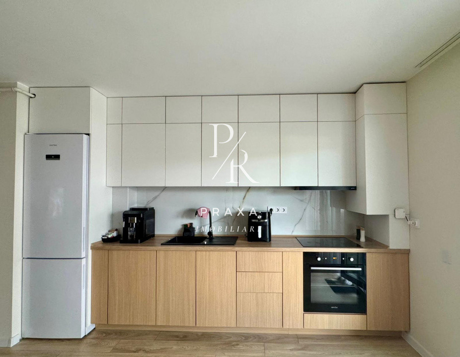 Apartament 2 camere, 54mp, balcon, garaj, LIFT, mobilat modern, zona Metro