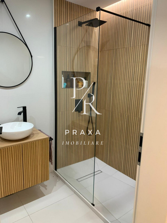 Apartament 2 camere, 54mp, balcon, garaj, LIFT, mobilat modern, zona Metro