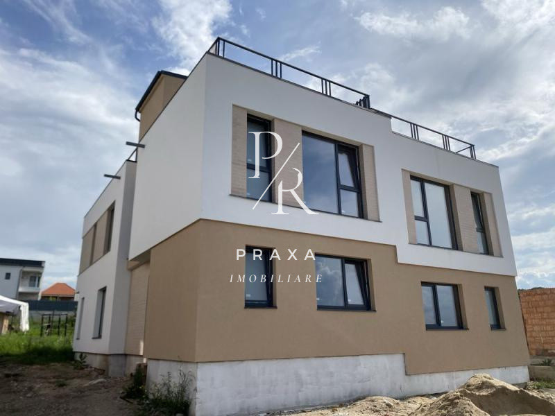 Casa cuplata de vanzare, 119mp, 2 terase, gradina, zona strada Narciselor!