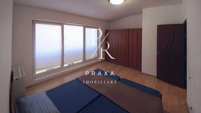 Apartament 2 camere 59 MP, semidecomandat, balcon, zona Stejarului