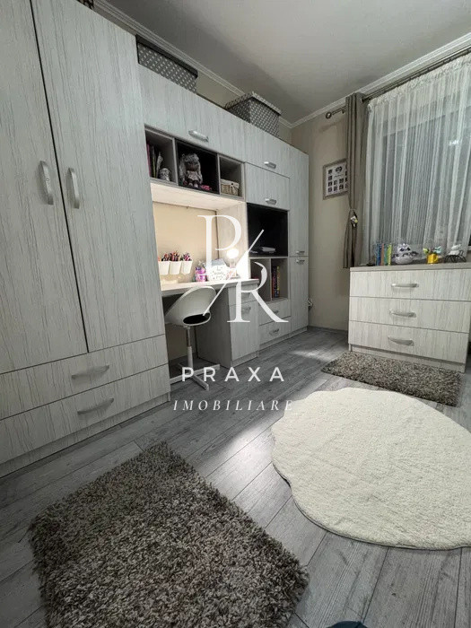 Apartament de vanzare, 3 camere, 63 mp, mobilat, parcare, zona Tineretului!