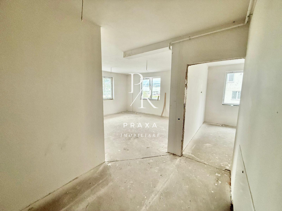 Apartament 3 camere semifinisat, parcare, zona Vivo
