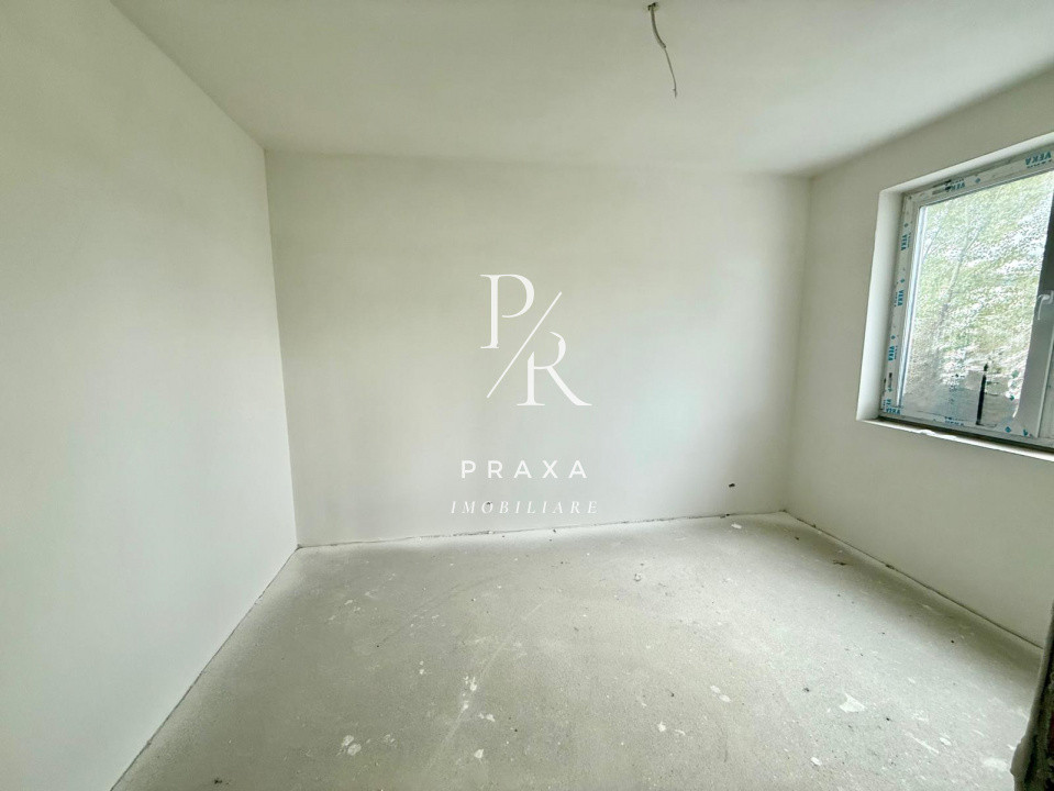 Apartament 3 camere semifinisat, parcare, zona Vivo