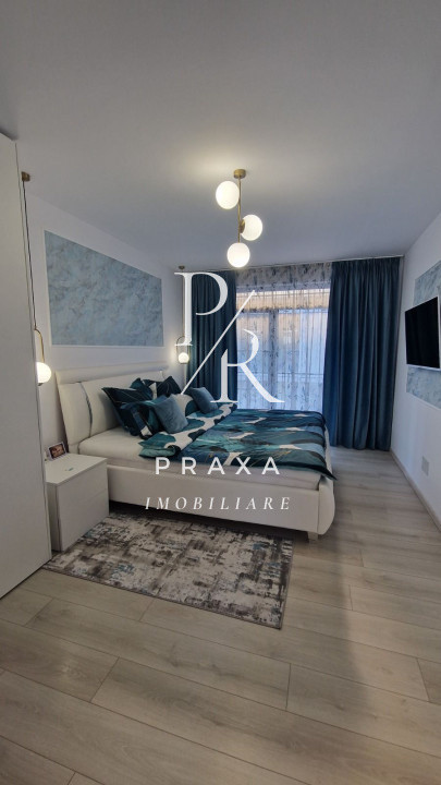 Duplex, 5 camere de inchiriat, 120mp, panouri solare, 3 parcari, zona Terra!