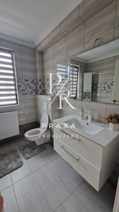 Duplex, 5 camere de inchiriat, 120mp, panouri solare, 3 parcari, zona Terra!