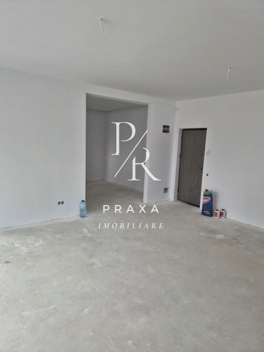 Apartament de vanzare 2 camere decomandat si terasa de 30 mp, zona Tineretului!