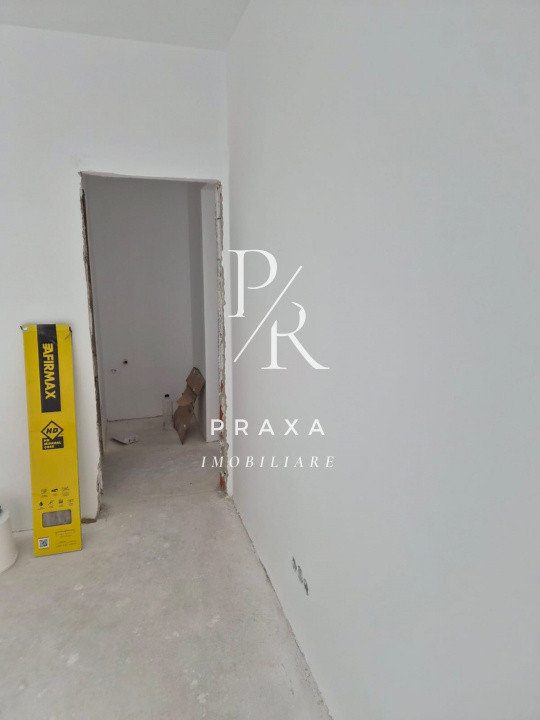 Apartament de vanzare 2 camere decomandat si terasa de 30 mp, zona Tineretului!