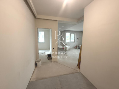 Aparament 3 camere 58 mp utili, FINISAT, zona strazii Colinei