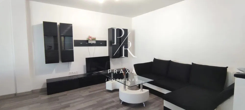 Apartament 2 camere, semidecomandat,mobilat,parcare, zona Cetatii