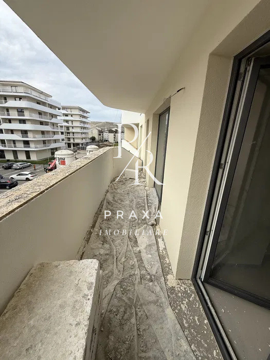 Apartament 2 camere, 57 mp, balcon, LIFT, parcare, semifinisat, zona Eroilor