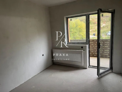 Apartament foarte spatios, 5 camere, 134 mp, zona Stejarului!