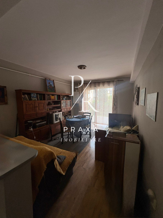 Apartament 2 camere , 50 mp +terasa 18mp +parcare , zona Eroilor Floresti!