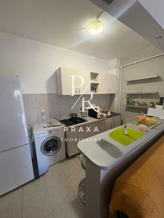 Apartament 2 camere , 50 mp +terasa 18mp +parcare , zona Eroilor Floresti!