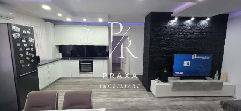 Apartament 2 camere , 56 mp , mobilat +parcare , Zona Vivo !