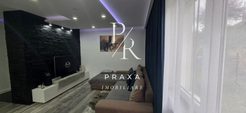Apartament 2 camere , 56 mp , mobilat +parcare , Zona Vivo !