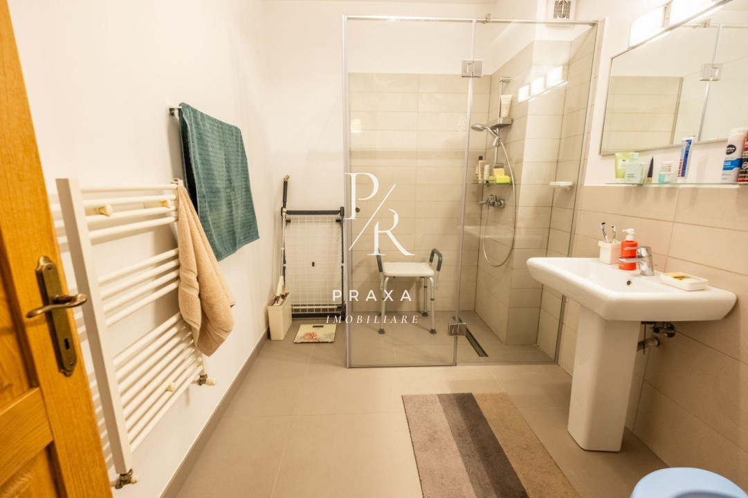 Apartament de vanzare cu terasa, parcare subterana, zona Vivo!