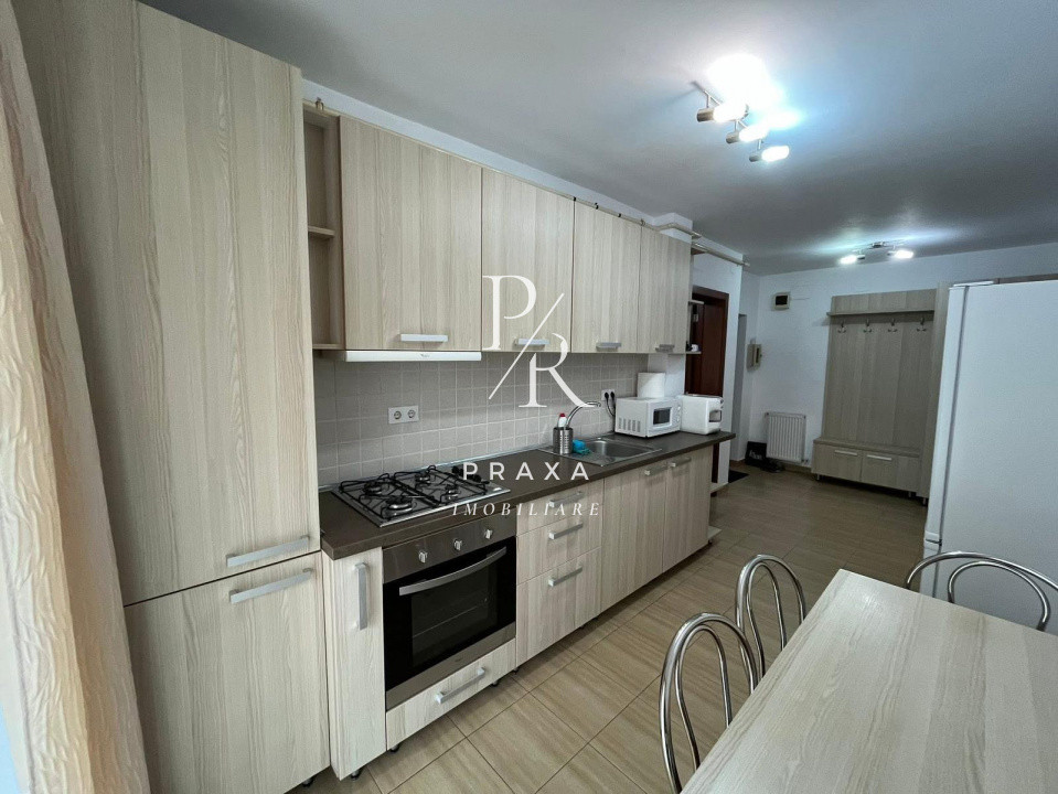 Apartament de inchiriat 2 camere si parcare zona Florilor!