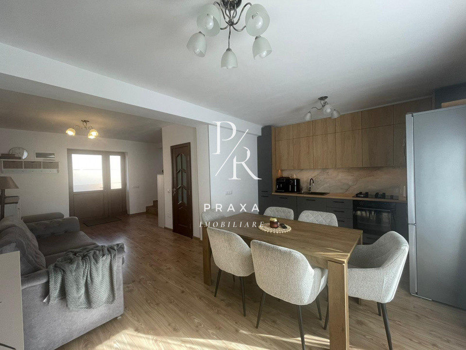 Duplex de vanzare in centru Florestiului langa Scoala!