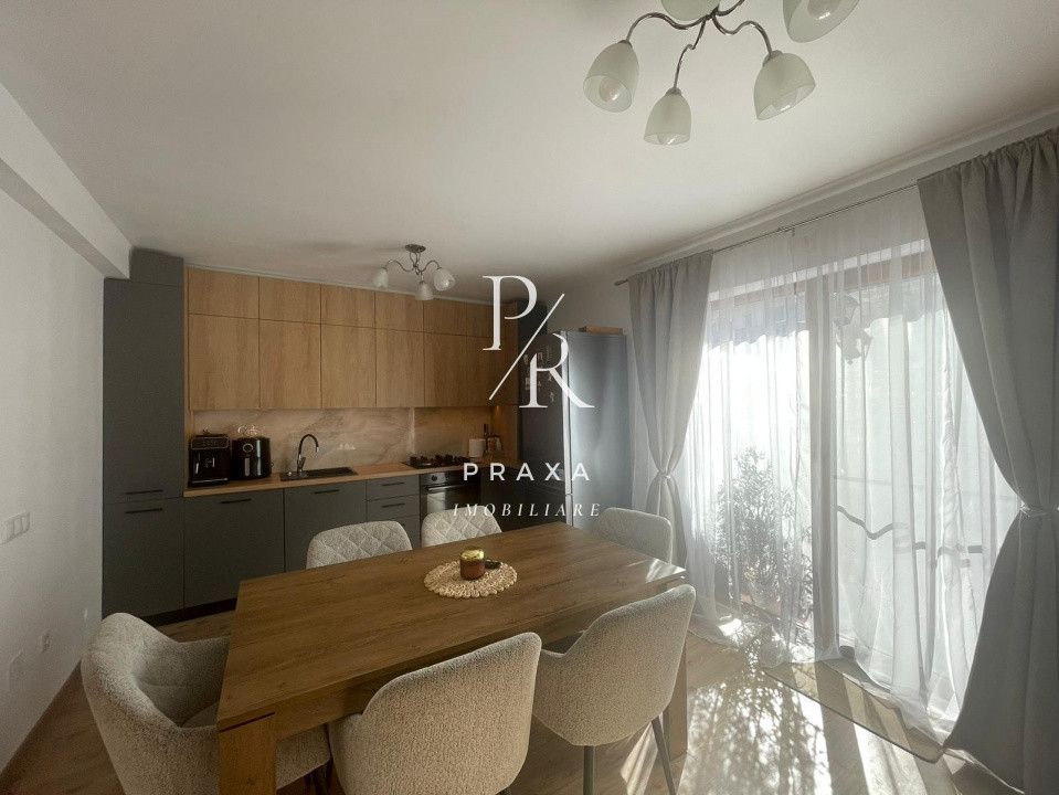 Duplex de vanzare in centru Florestiului langa Scoala!