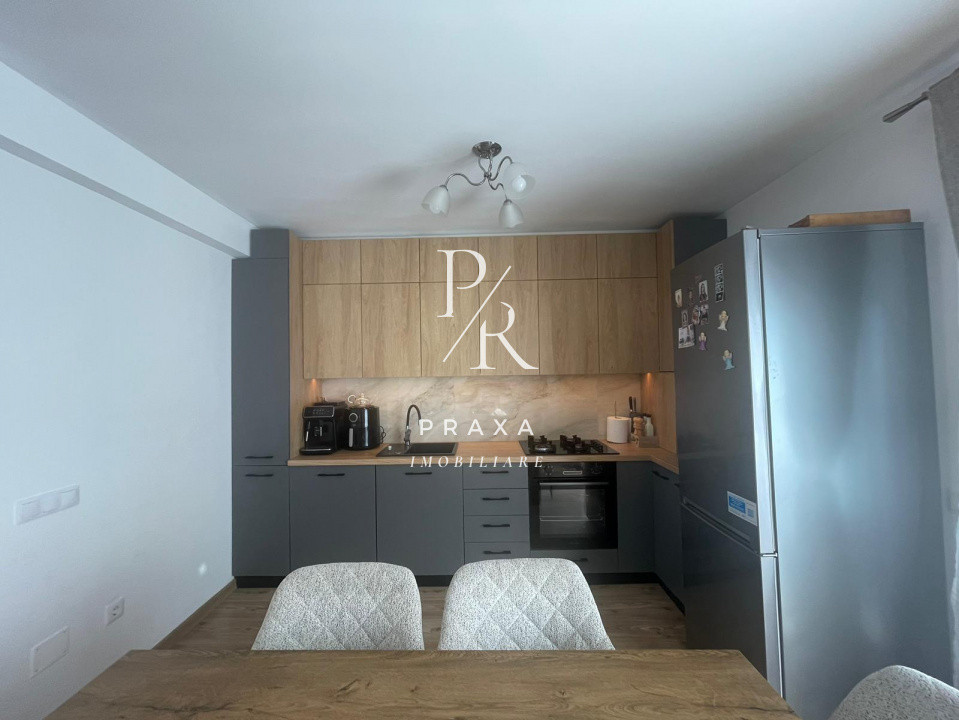 Duplex de vanzare in centru Florestiului langa Scoala!